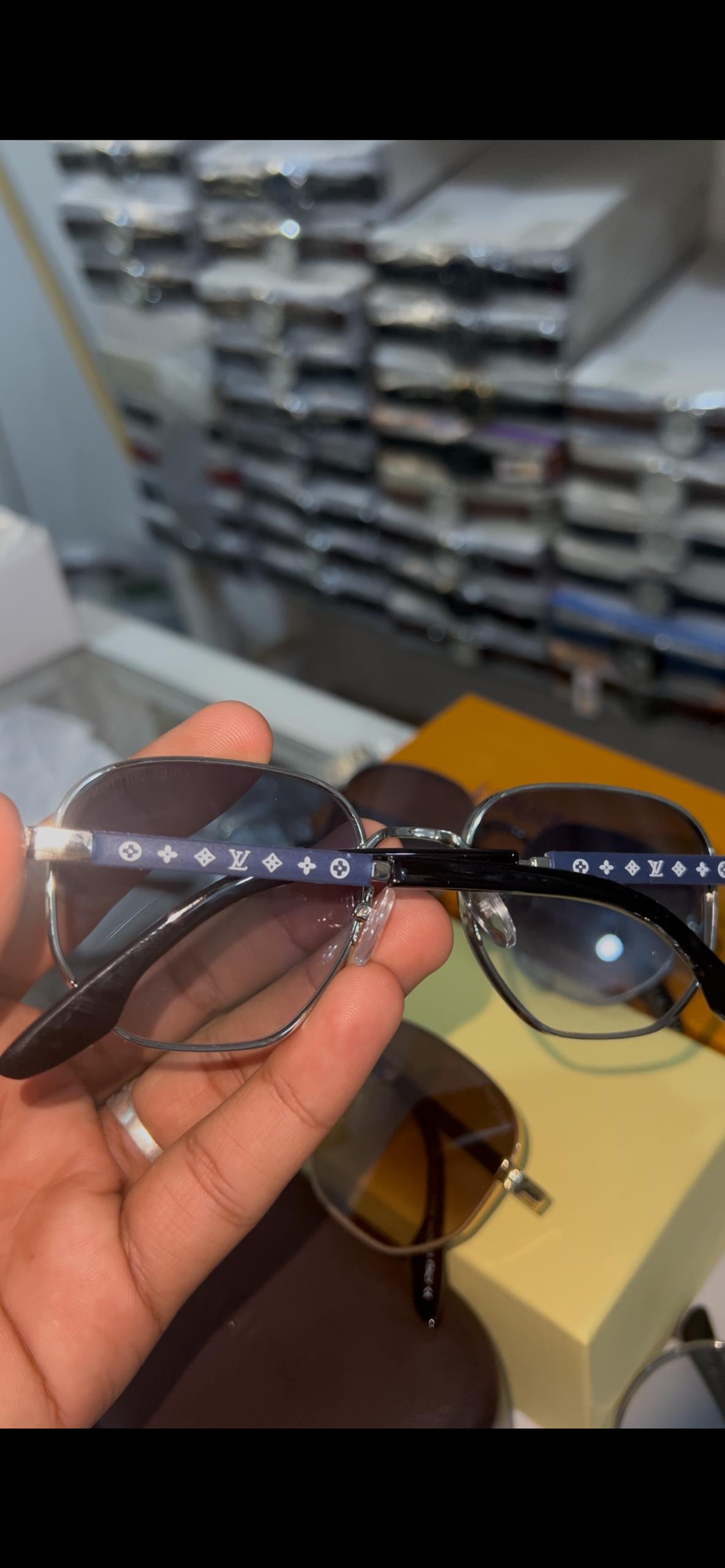LOUIS VUITTON SUNGLASSES